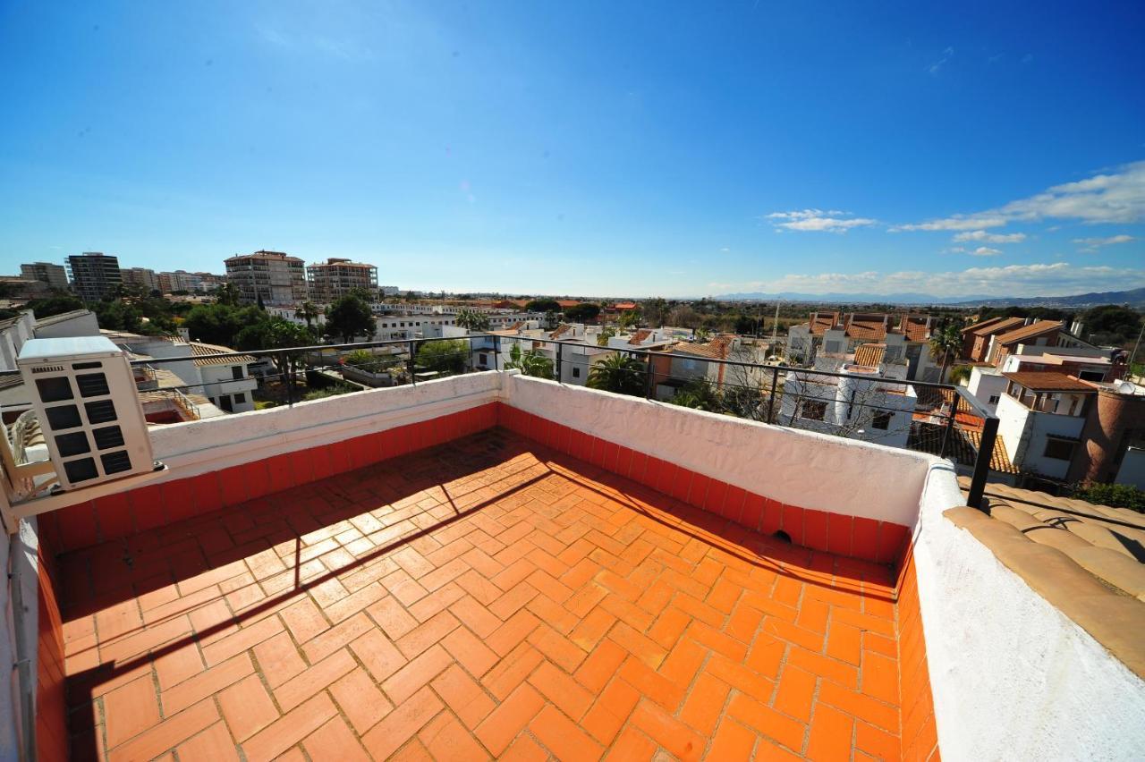 Orange Park Duplex Atico Familiar Holiday home *